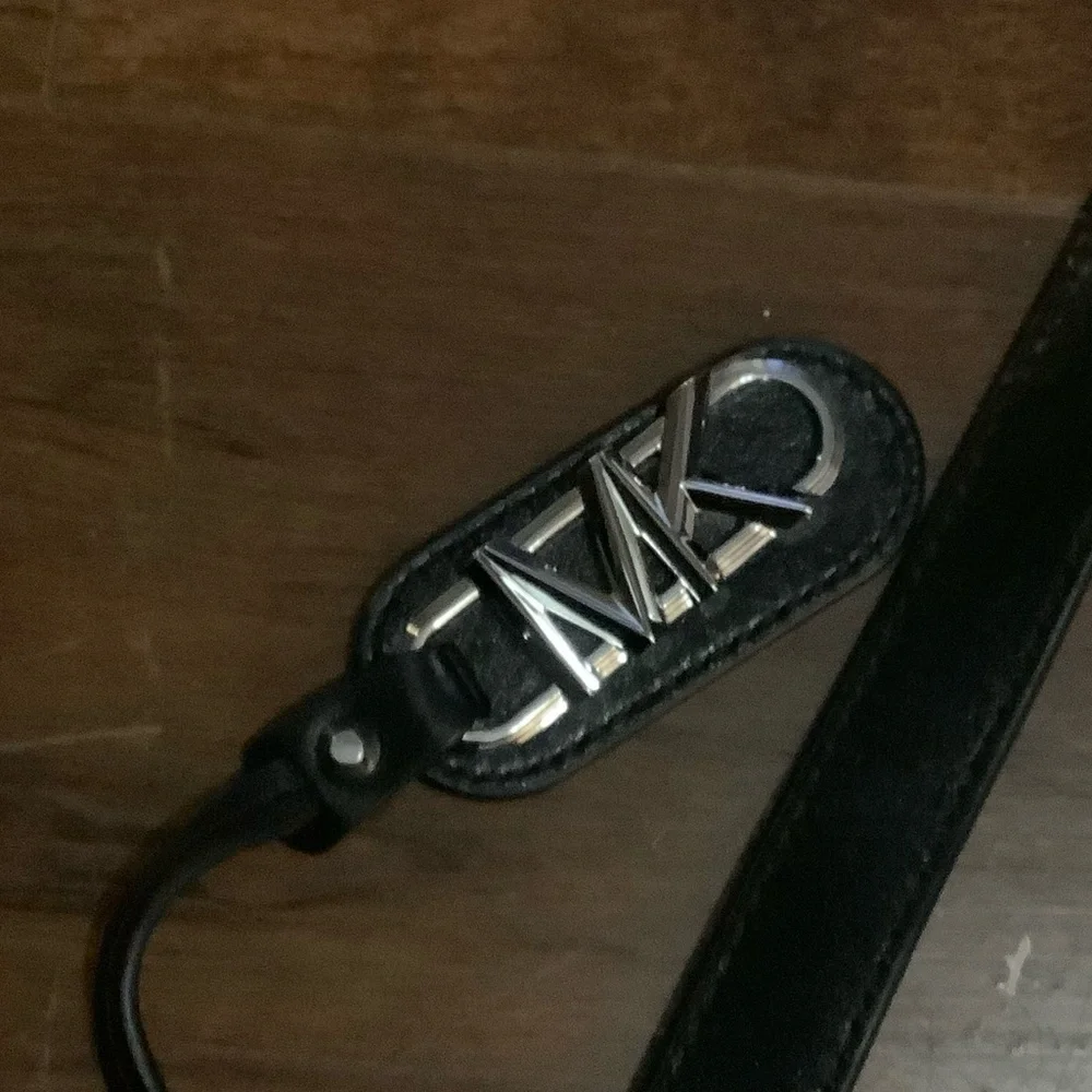 NWT Astor Large Studded Leather Tote Bag - Picture 5 of 8